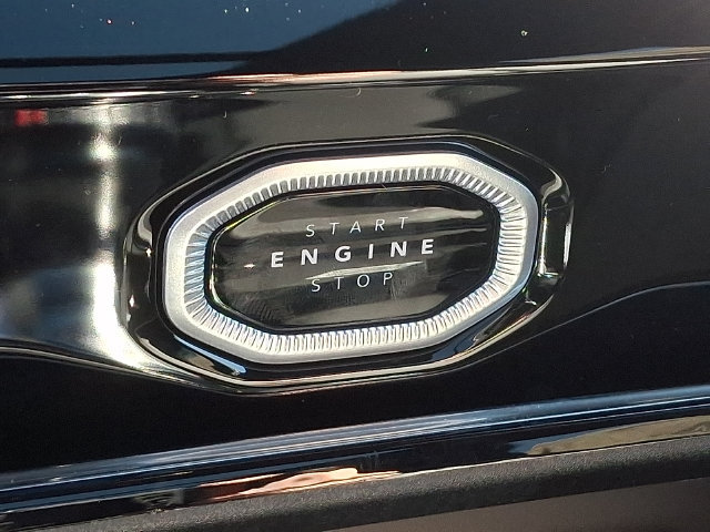 New 2027 Jeep Grand Cherokee Limited AWD/4WD image 17