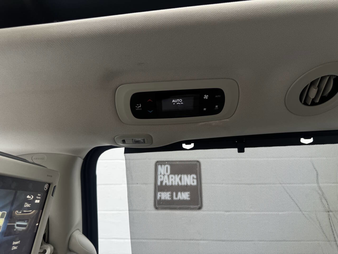 Used 2018 Chrysler Pacifica Limited w/ Advanced Safetytec Group image 36