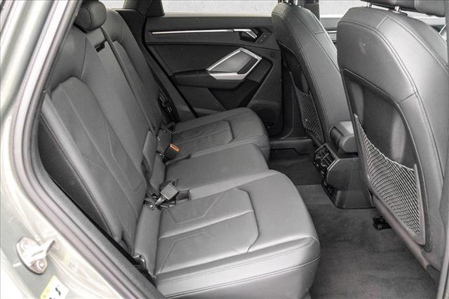 Certified 2025 Audi Q3 2.0T Premium Plus w/ Premium Plus Package image 24