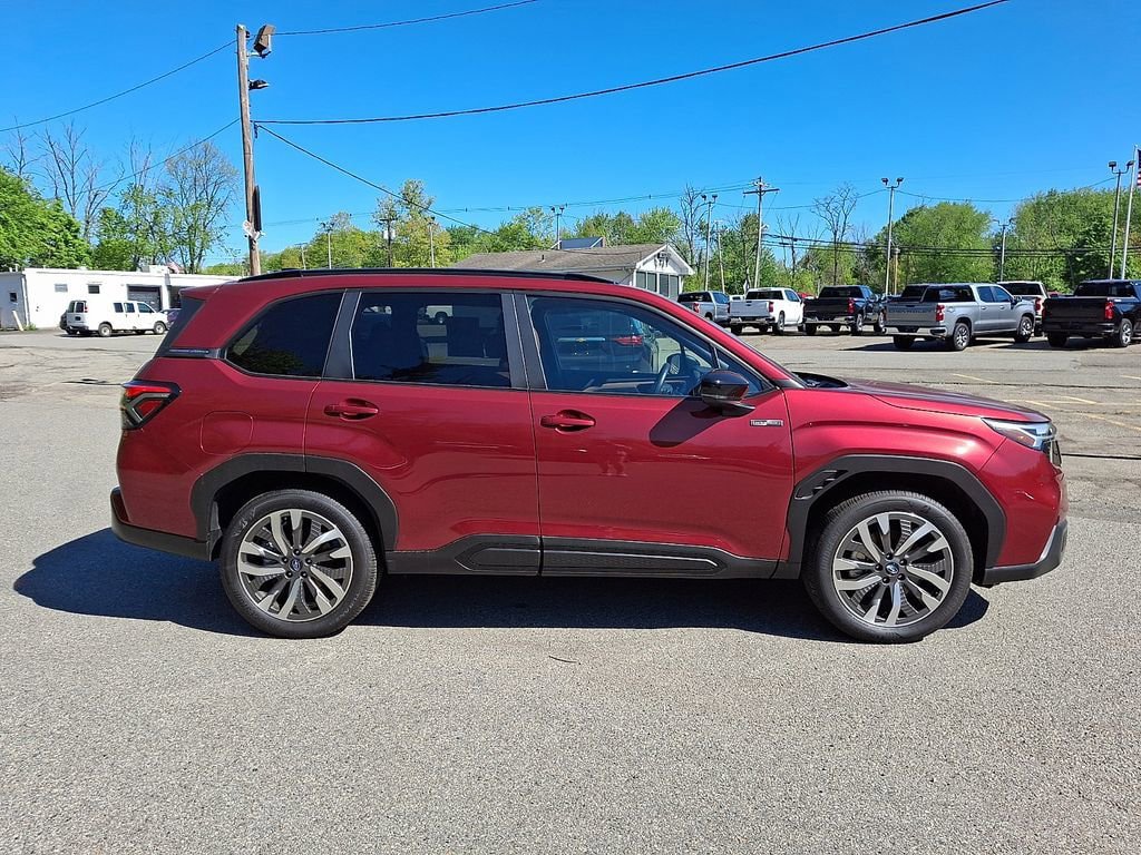 Used 2025 Subaru Forester Touring AWD/4WD image 8