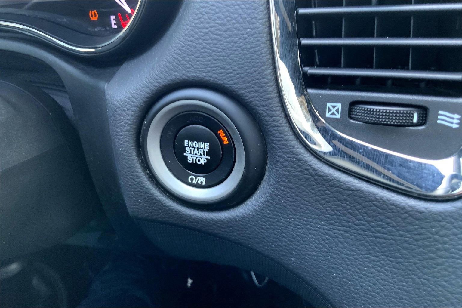 Used 2019 Dodge Durango GT AWD/4WD image 29