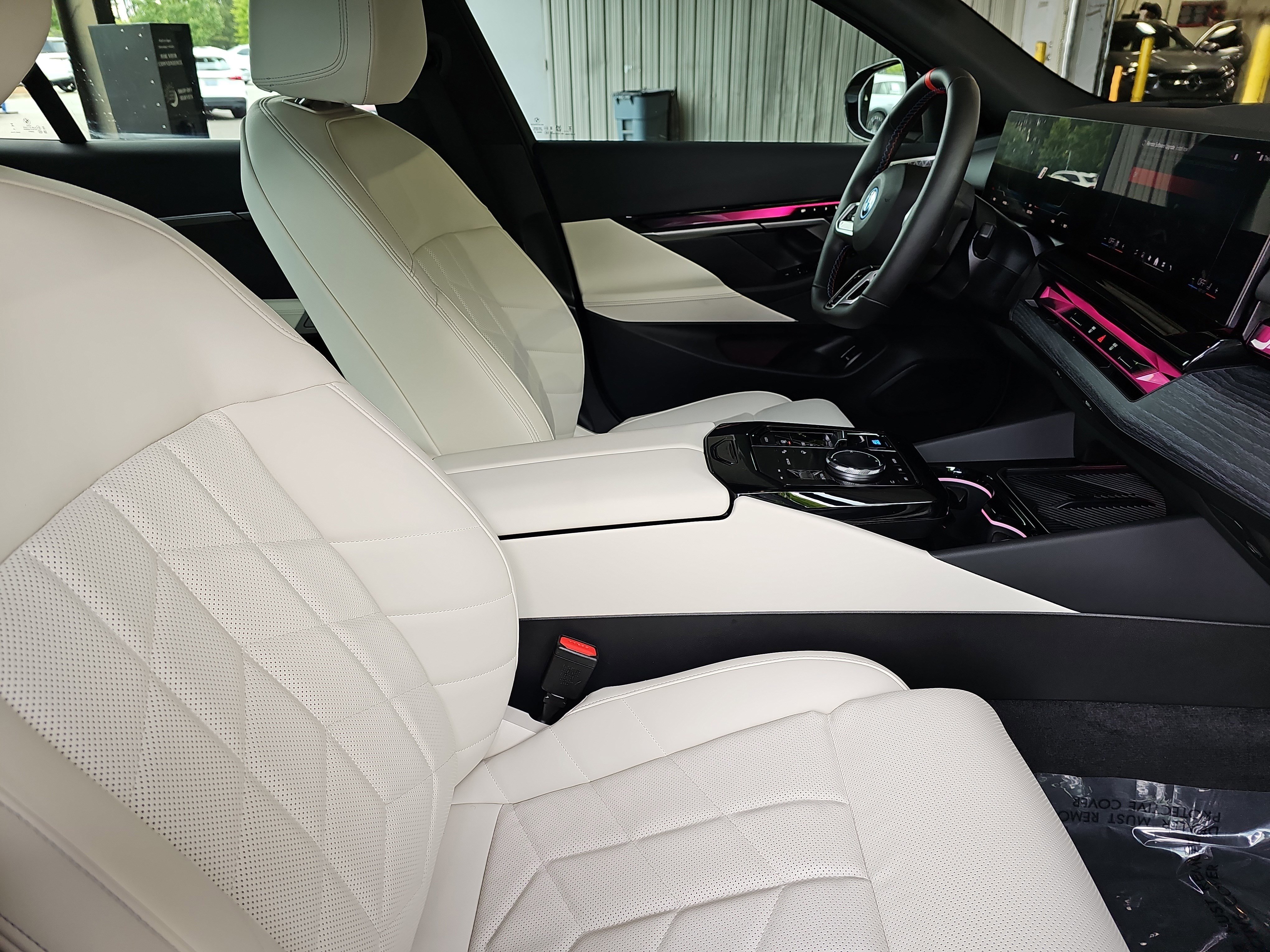 Certified 2025 BMW i5 M60 AWD/4WD image 11