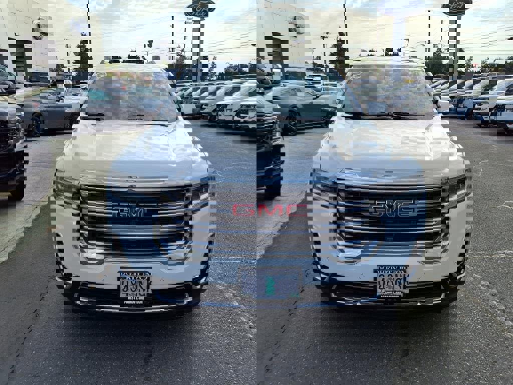 Used 2022 GMC Acadia SLT w/ Technology Package image 2