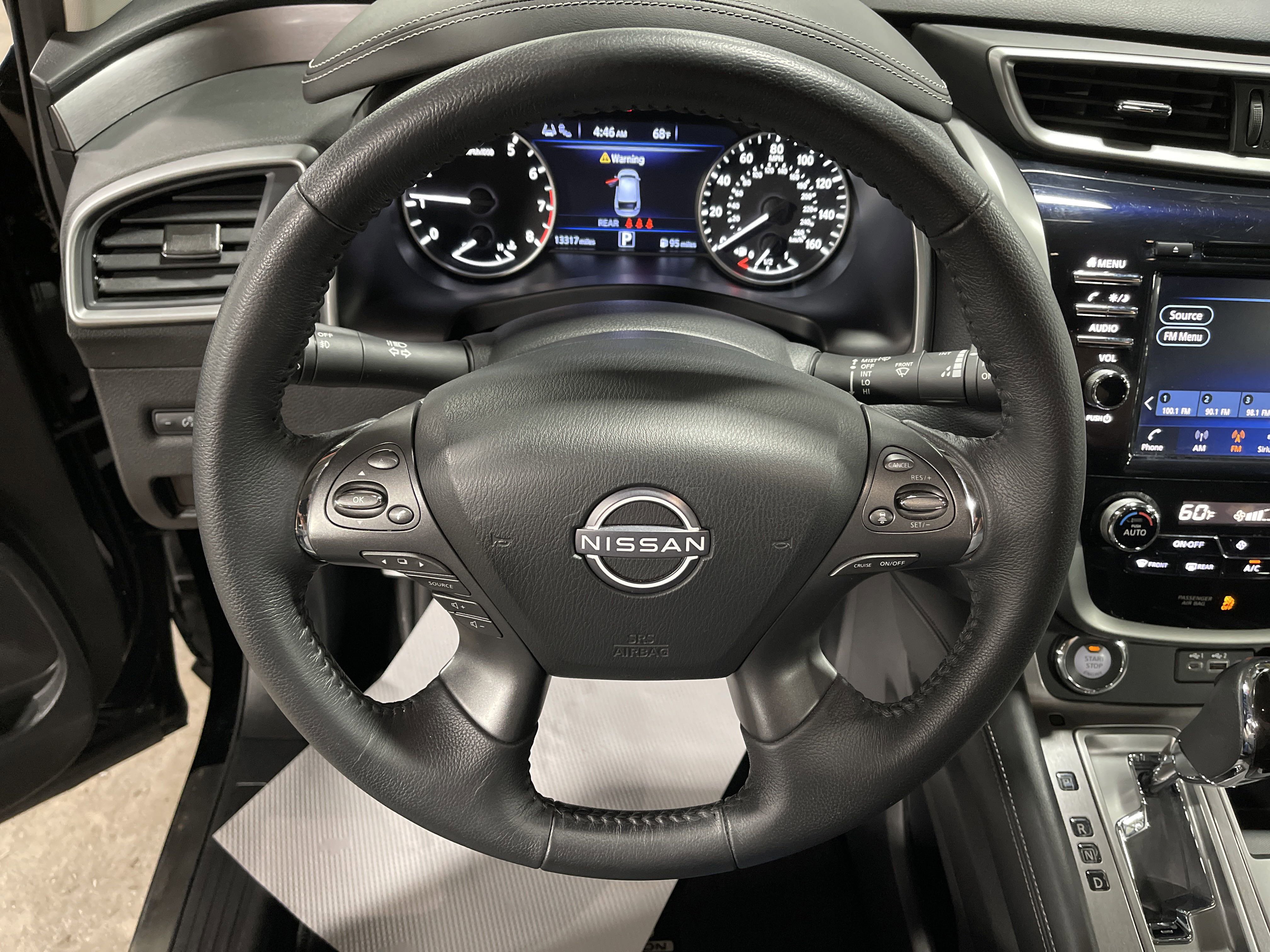 Used 2024 Nissan Murano SV w/ SV Midnight Edition Package image 17