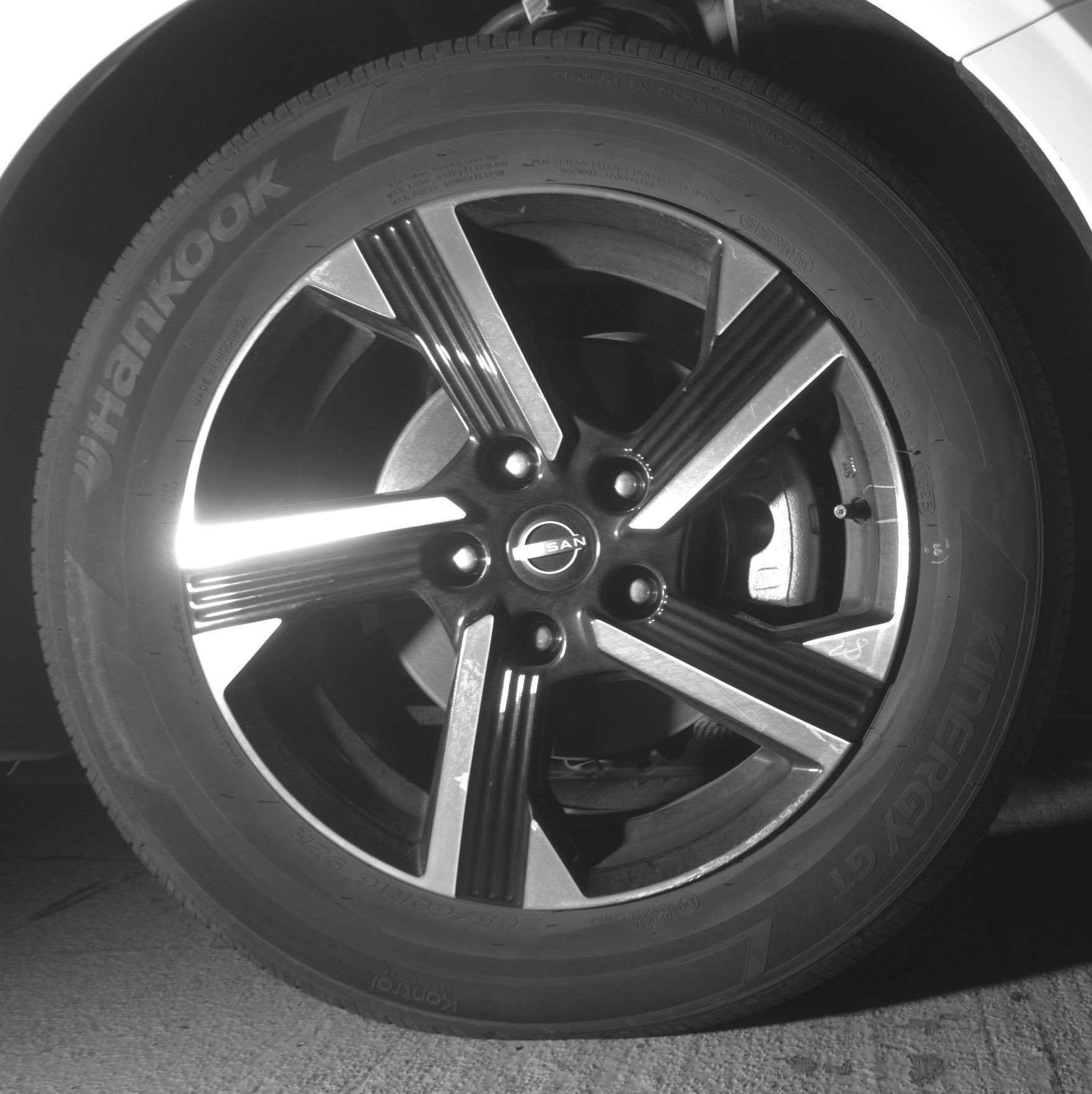 Used 2025 Nissan Sentra SV image 13