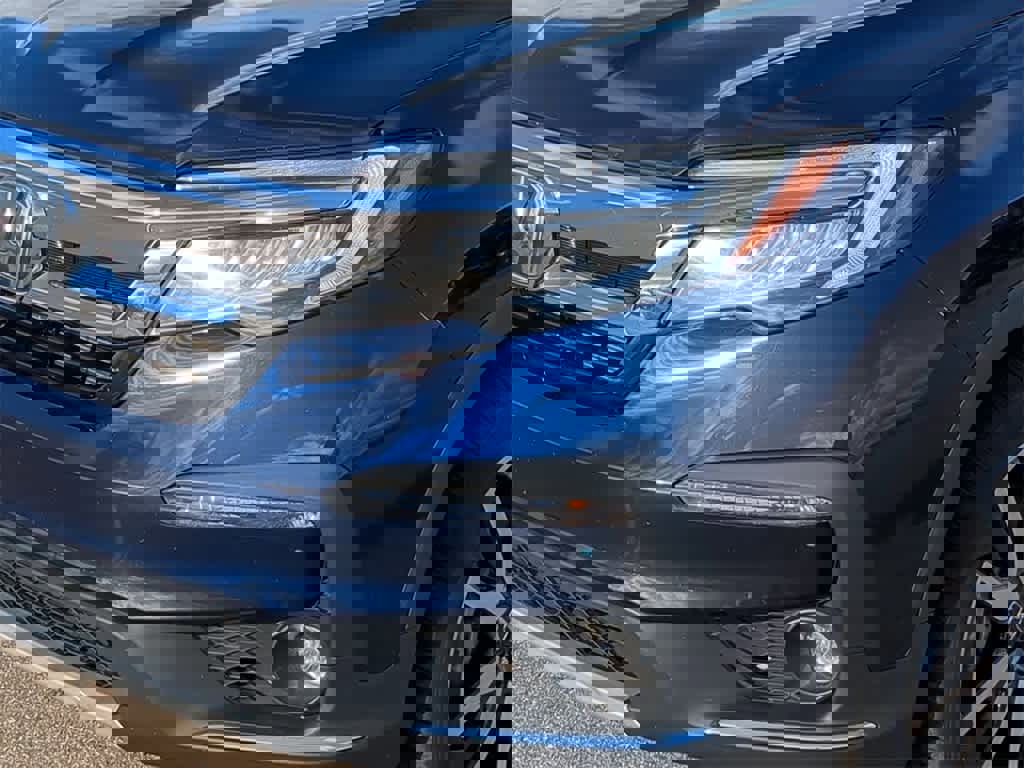 Used 2020 Honda Pilot Touring image 10