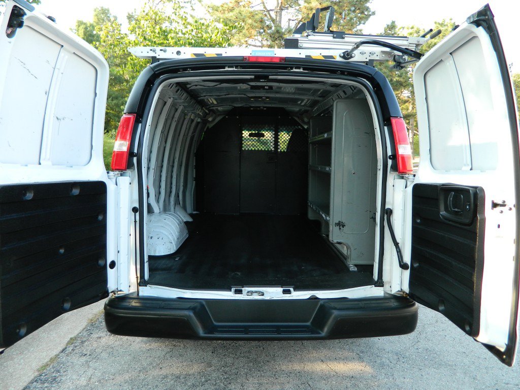 Used 2020 Chevrolet Express 2500 w/ Communications Package RWD image 10