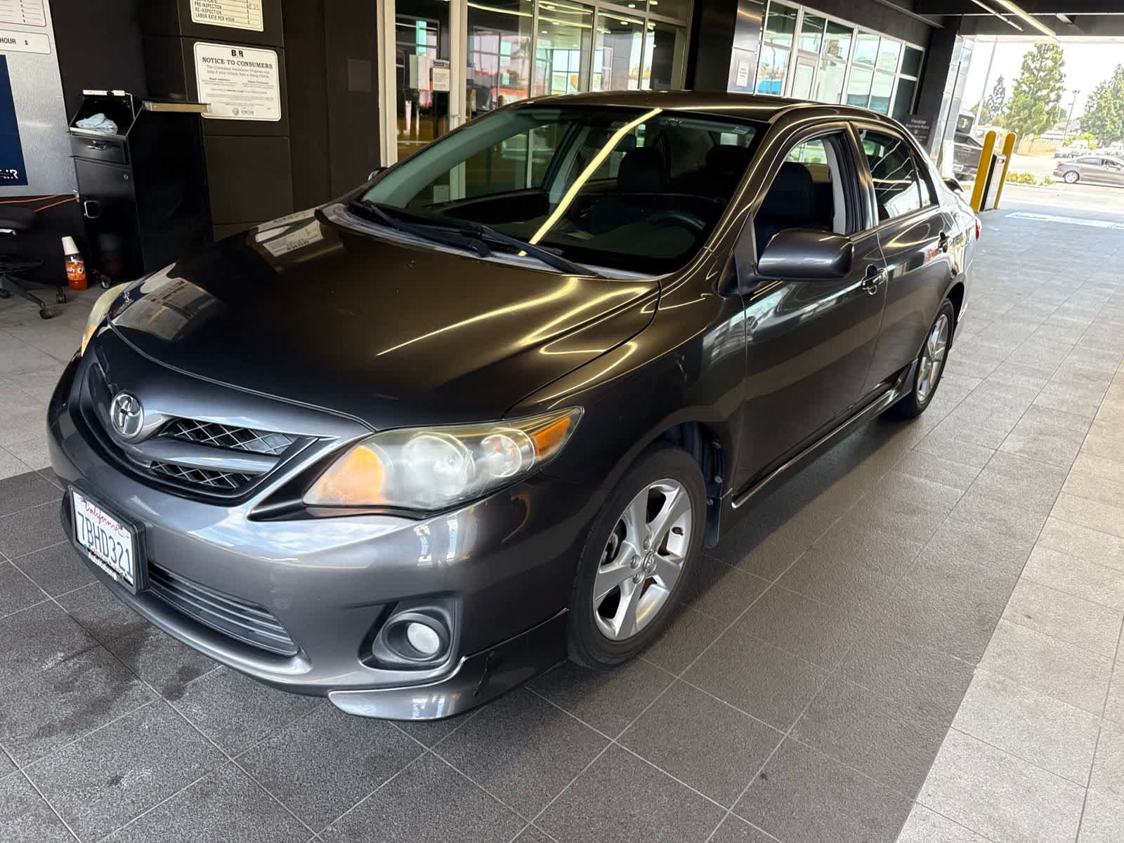 Used 2013 Toyota Corolla S FWD image 20