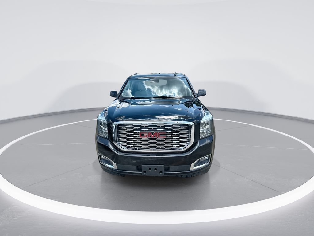 Used 2019 GMC Yukon XL Denali w/ Denali Ultimate Package AWD/4WD image 3