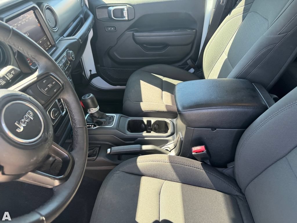 Used 2023 Jeep Wrangler Unlimited Sport AWD/4WD image 12