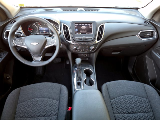 Used 2024 Chevrolet Equinox LT AWD/4WD image 9