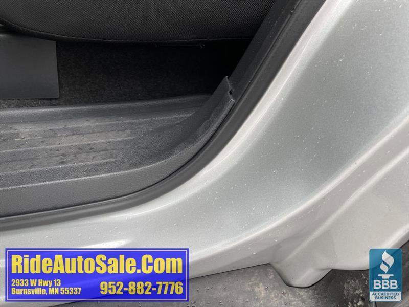 Used 2018 Nissan Rogue S AWD/4WD image 32