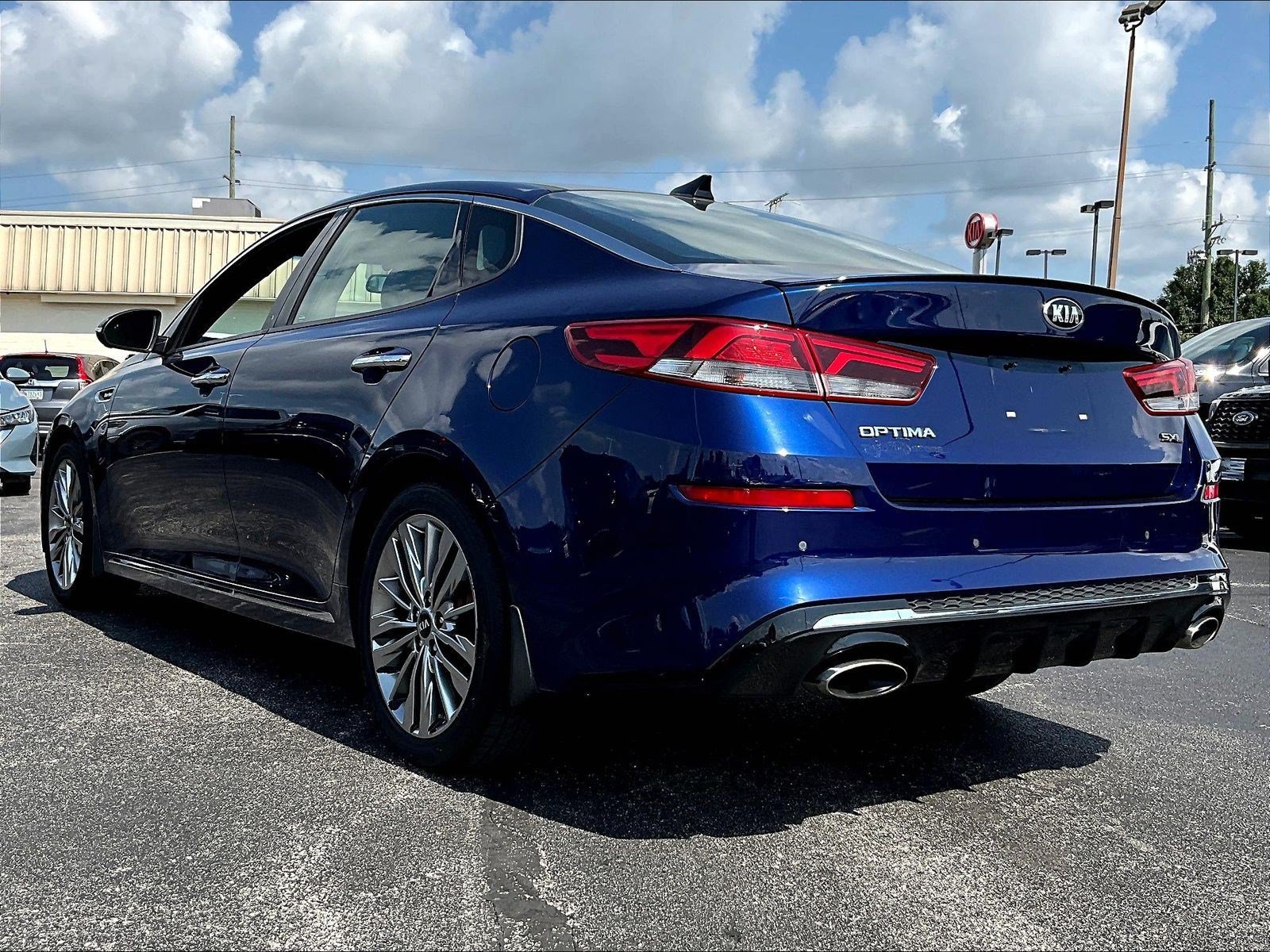 Used 2019 Kia Optima SX w/ SX Limited (Black) Package FWD image 4