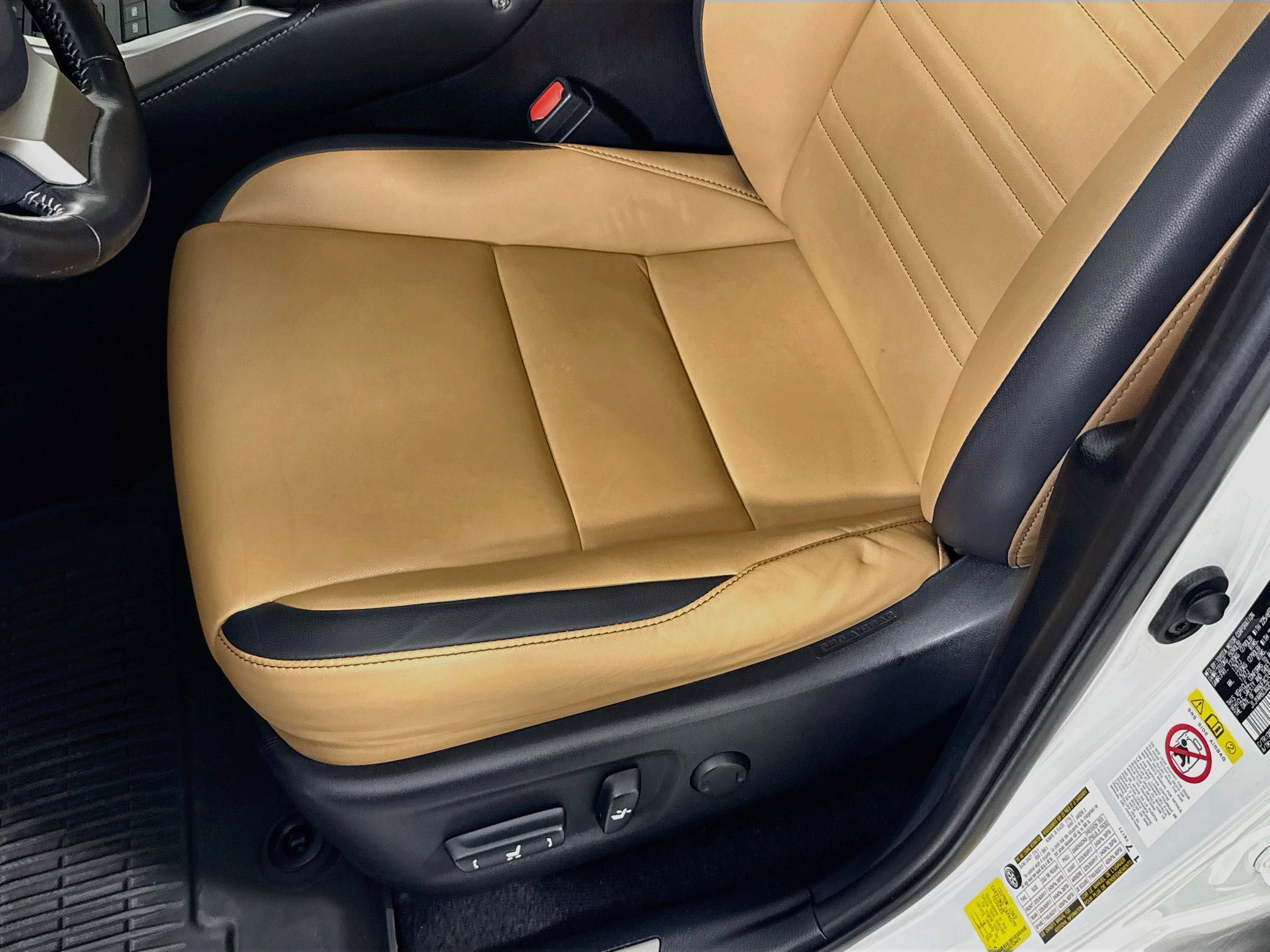 Used 2016 Lexus NX 200t FWD w/ Accessory Package image 19