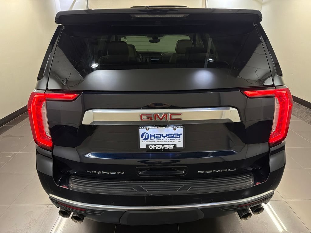 Used 2021 GMC Yukon Denali w/ Denali Premium Package AWD/4WD image 5