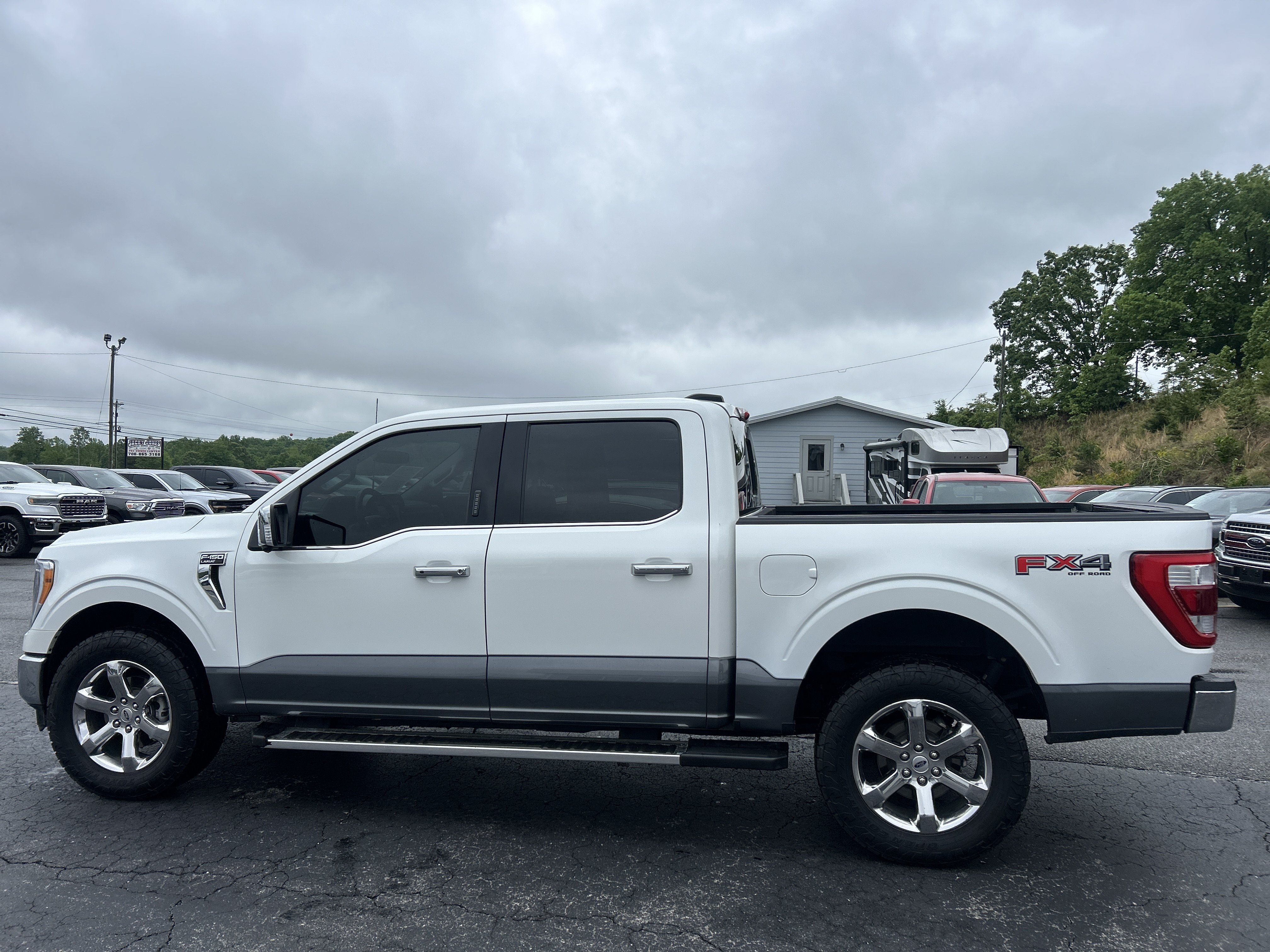 Used 2023 Ford F150 Lariat w/ Trailer Tow Package AWD/4WD image 3