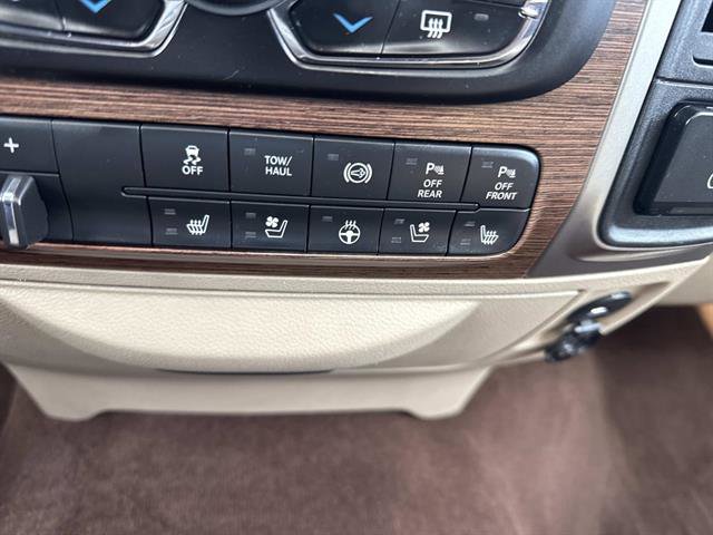 Used 2016 RAM 3500 Laramie image 32