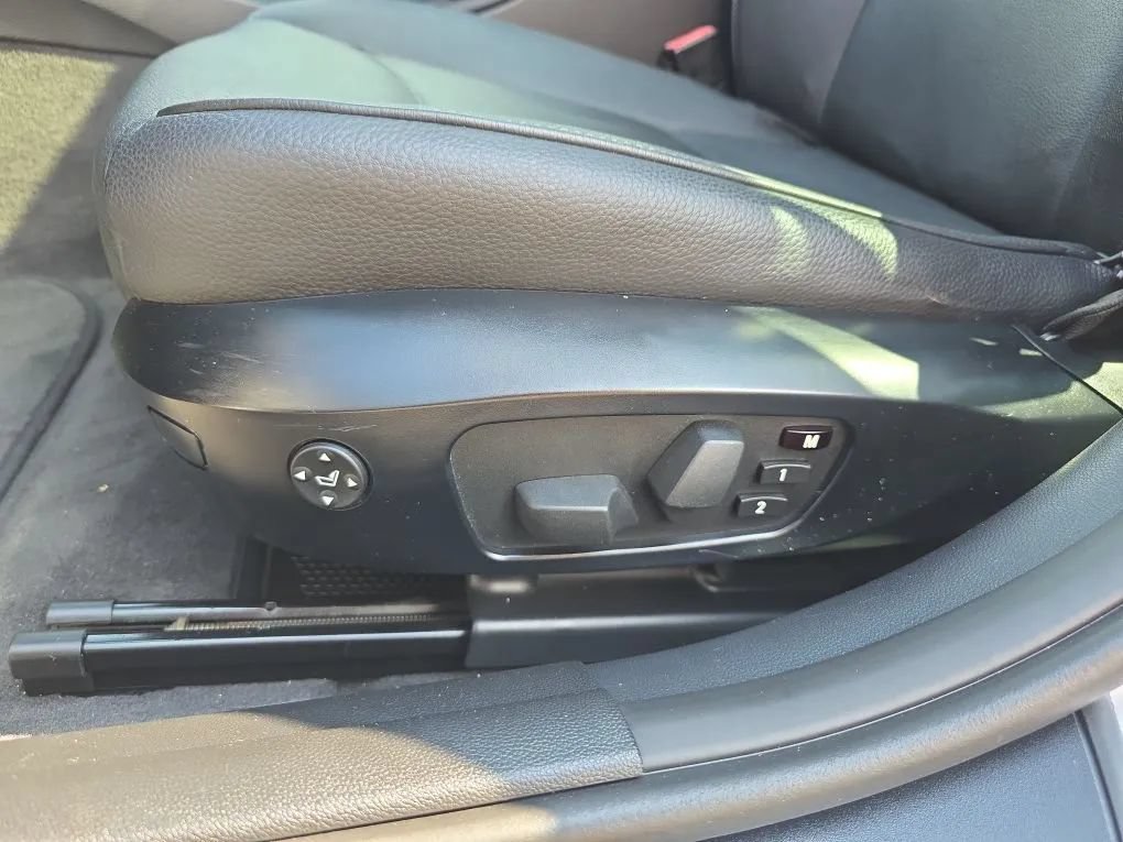 Used 2011 BMW 328i Sedan RWD image 15