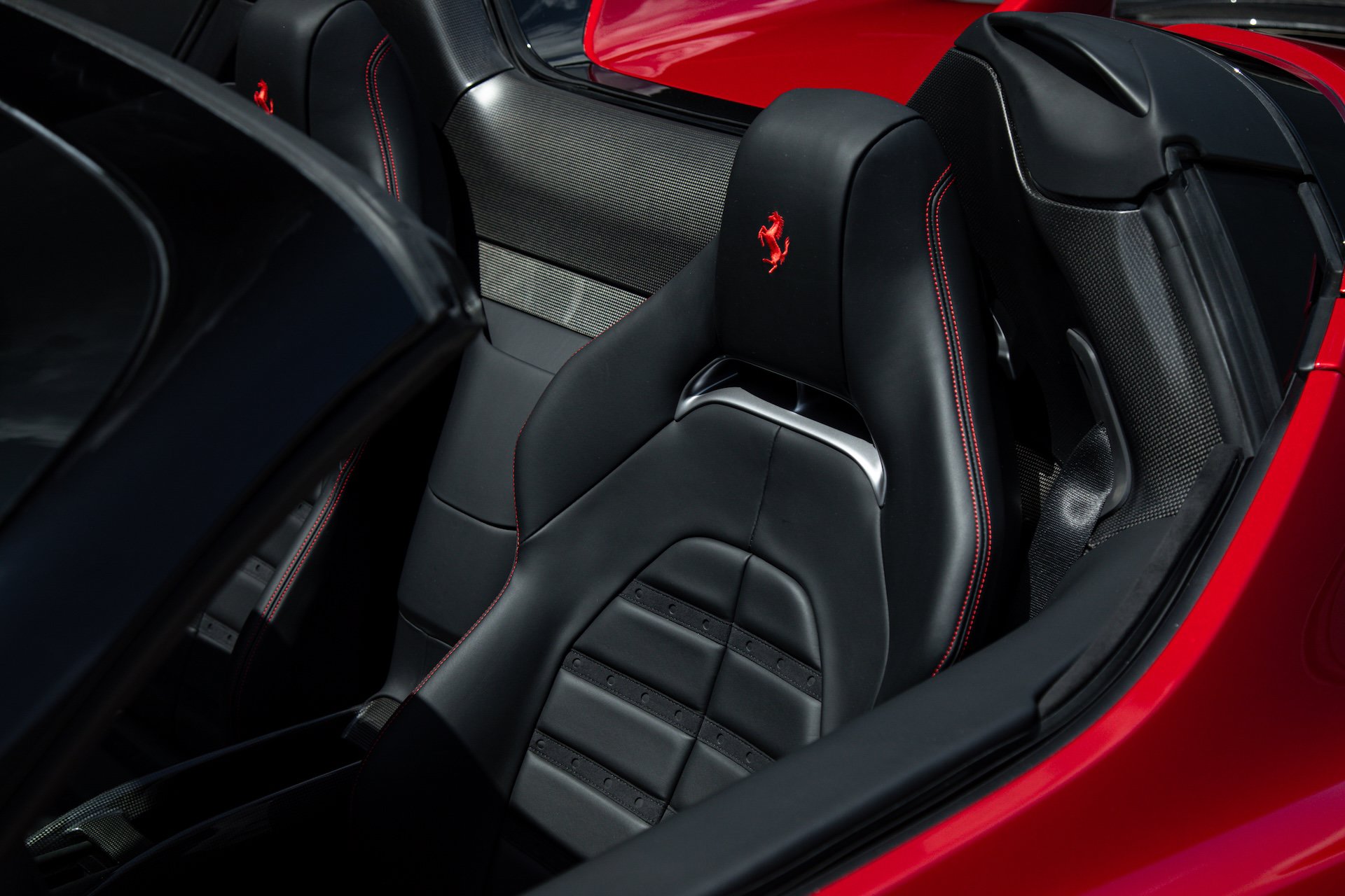 Certified 2025 Ferrari SF90 Spider AWD/4WD image 7