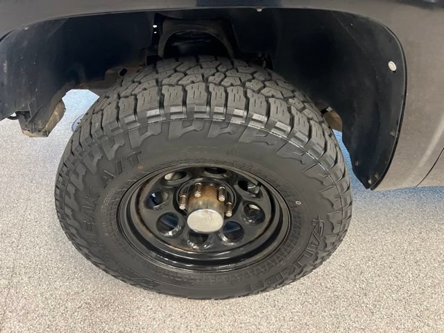 Used 2012 Chevrolet Silverado 1500 LT w/ All-Star Edition AWD/4WD image 10