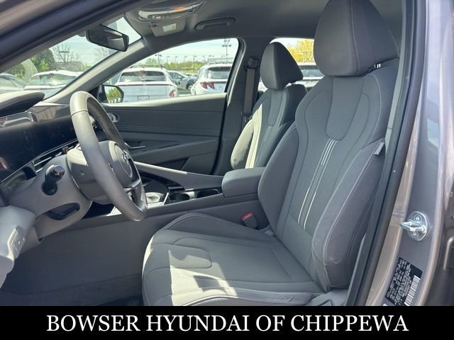 Used 2023 Hyundai Elantra SEL w/ Convenience Package FWD video 2