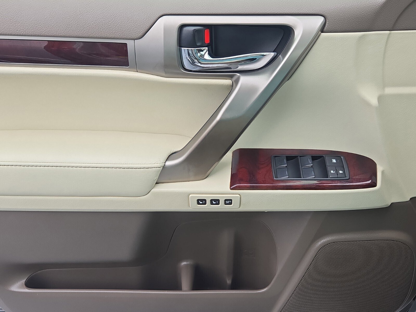 Used 2012 Lexus GX 460 image 26