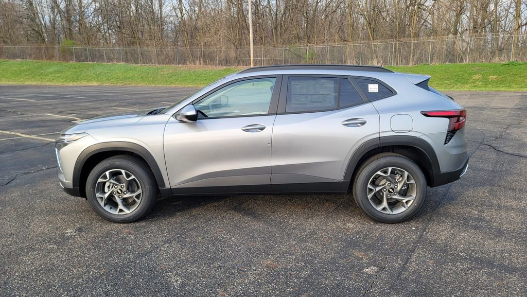 New 2026 Chevrolet Trax LT image 7