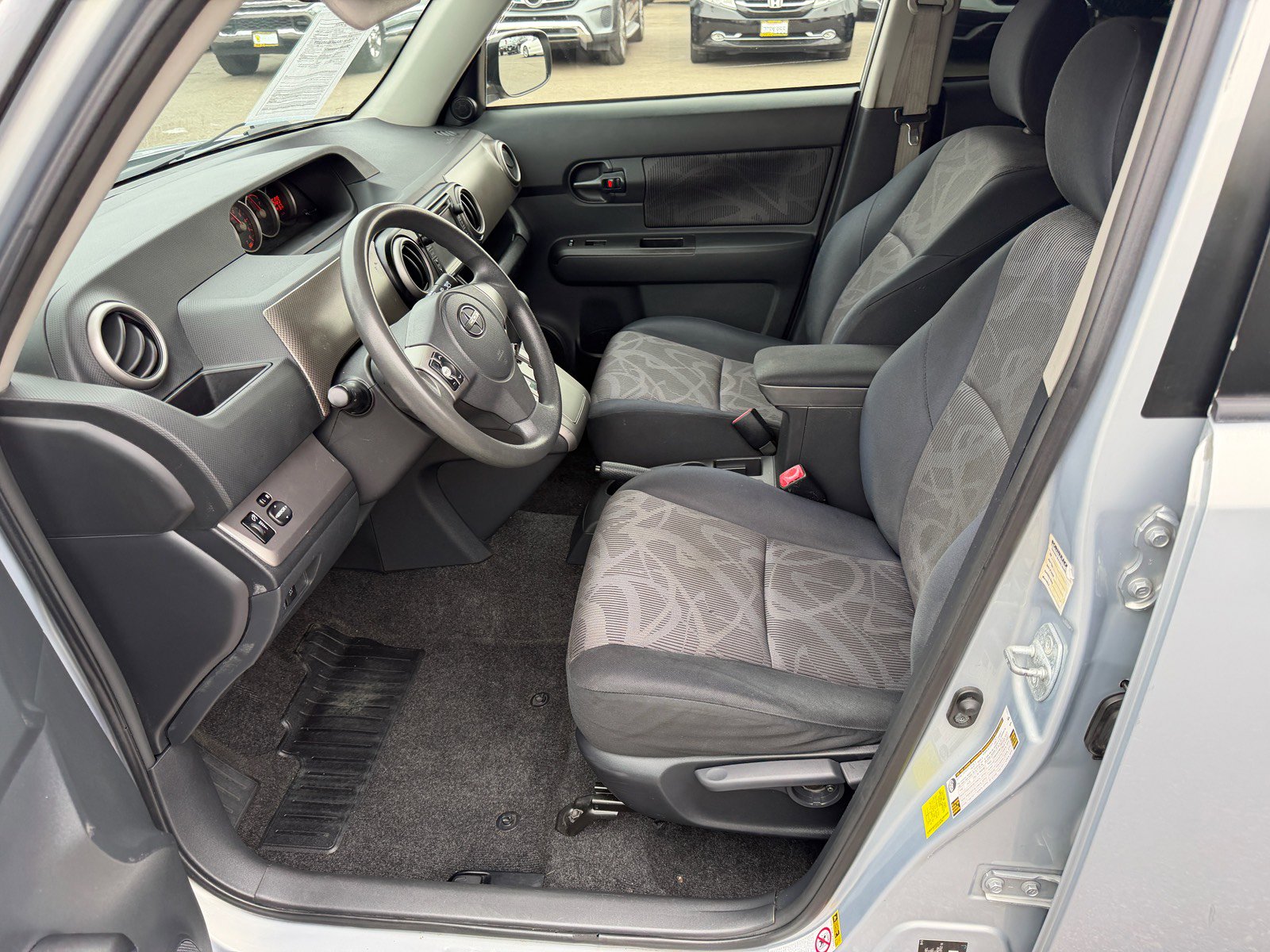 Used 2013 Scion xB 10 Series FWD image 16