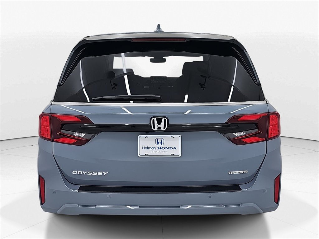 New 2026 Honda Odyssey Touring image 7