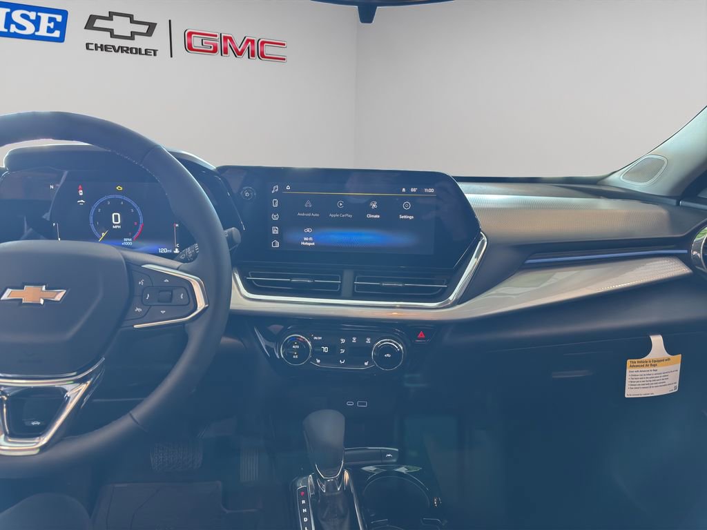 New 2025 Chevrolet Trax LT w/ Driver Confidence Package image 15