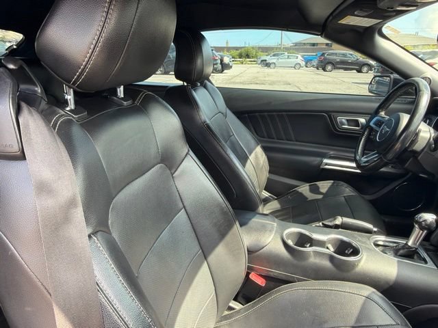 Used 2019 Ford Mustang Premium RWD image 18