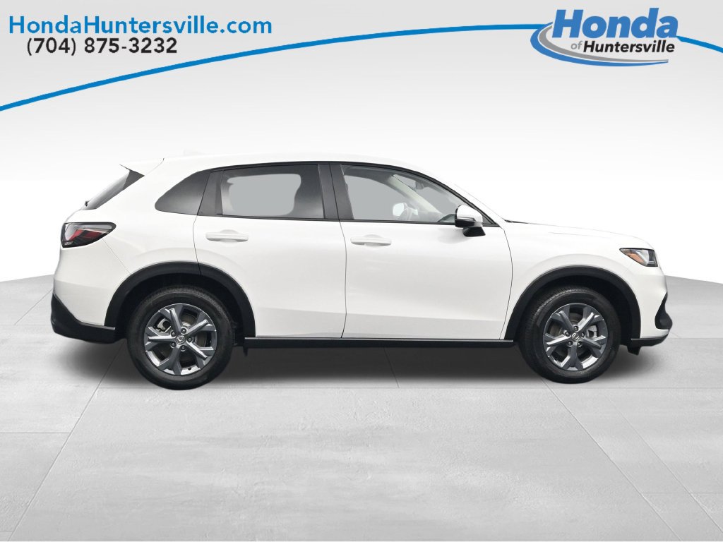 Certified 2026 Honda HR-V LX image 9