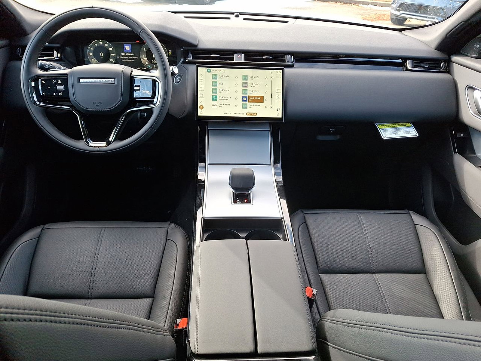 Certified 2025 Land Rover Range Rover Velar S image 10