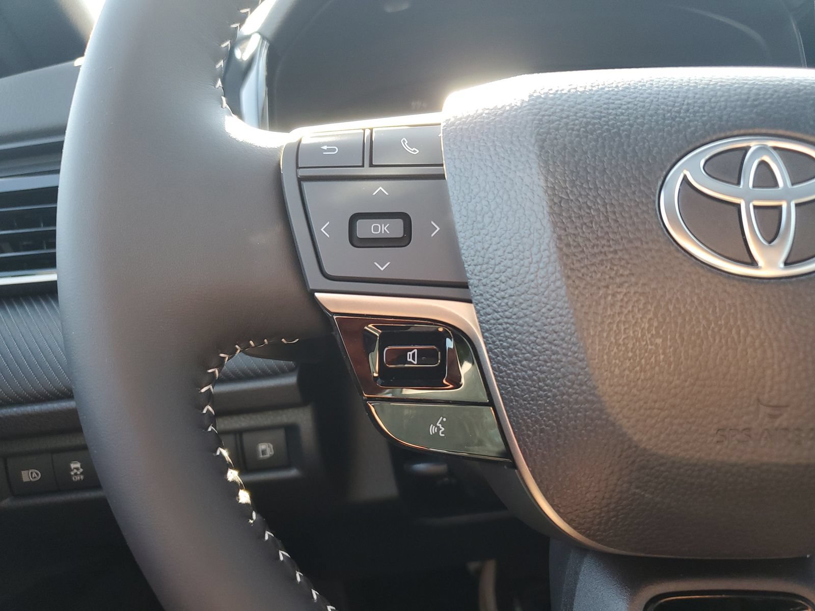New 2026 Toyota Camry SE FWD image 22