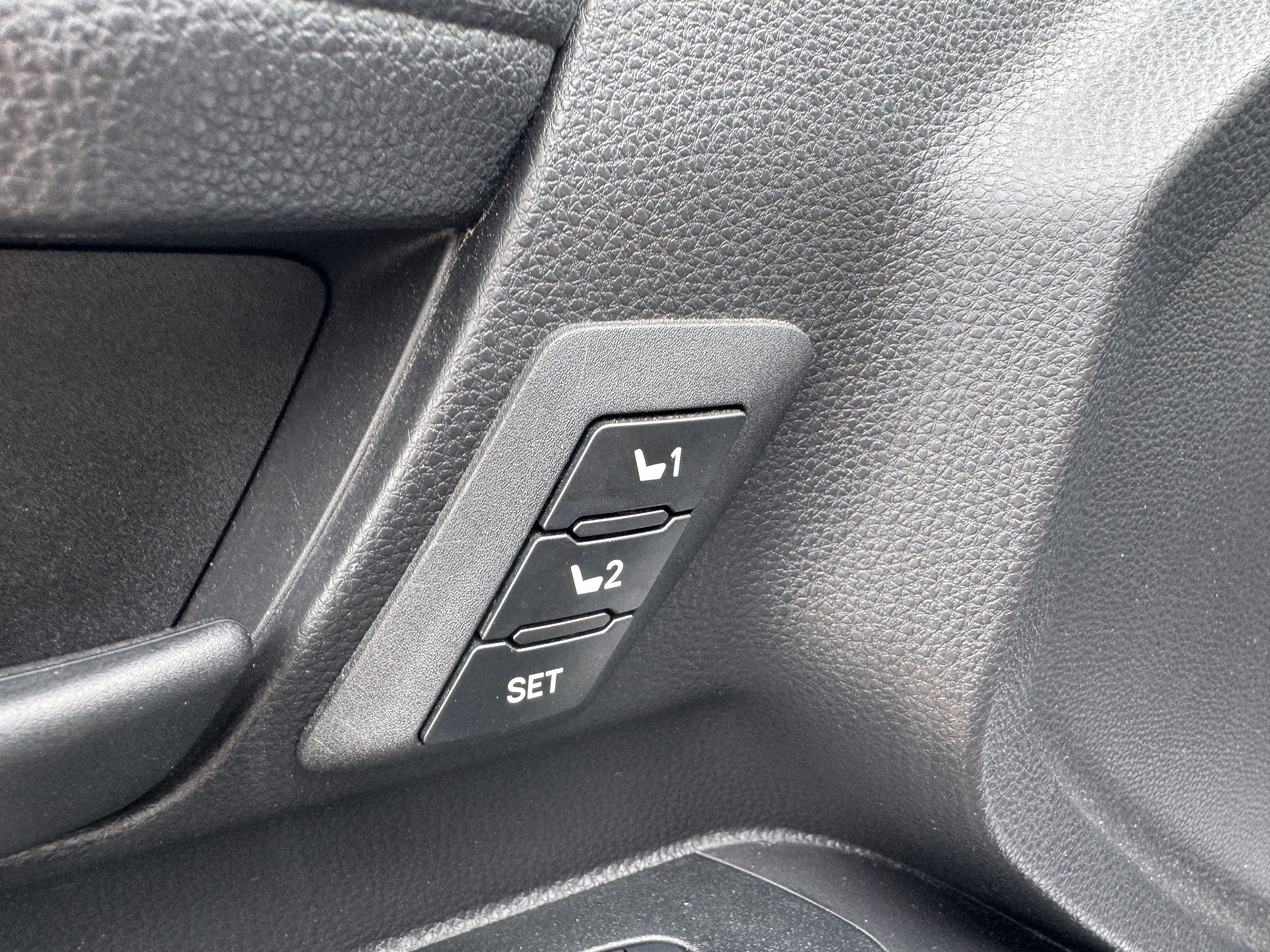 Certified 2025 Toyota 4Runner TRD Off-Road Premium w/ Tow Technology Package image 11