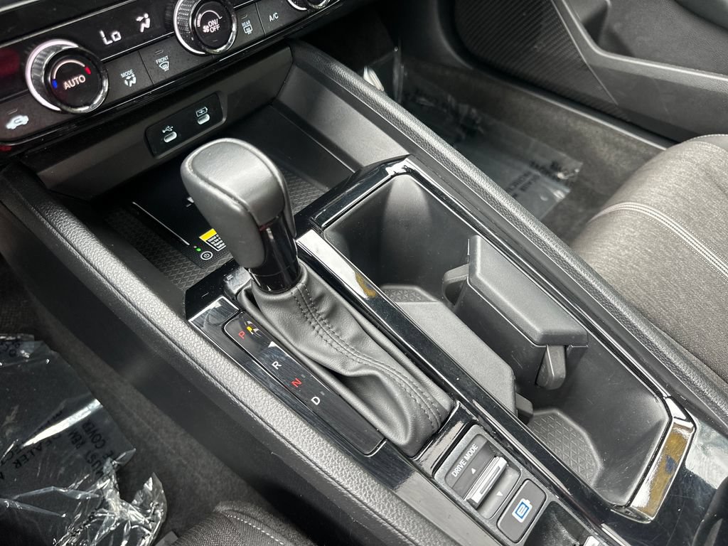 Used 2025 Honda Accord Sport image 27