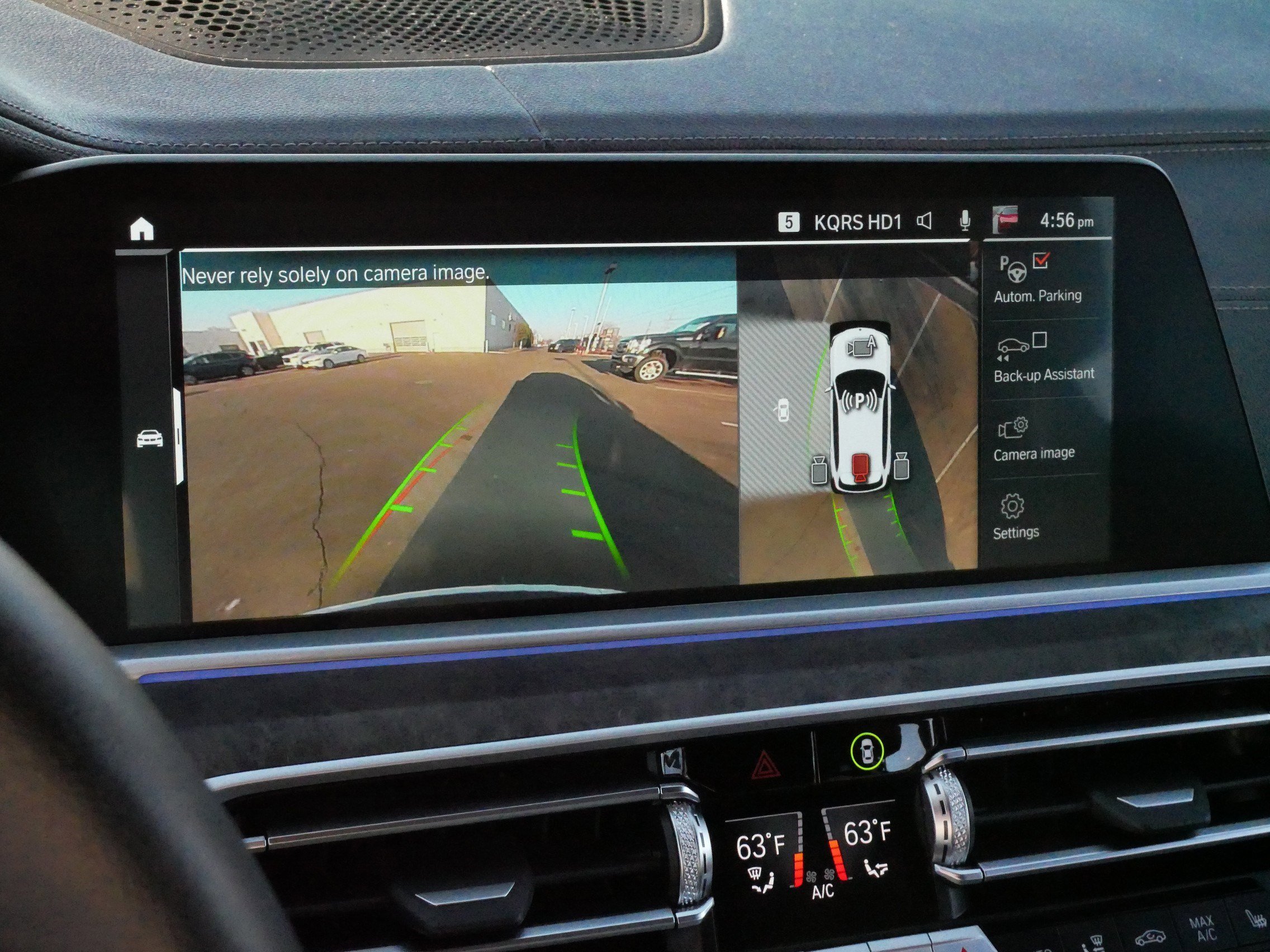 Used 2023 BMW X5 xDrive40i w/ Premium Package image 28