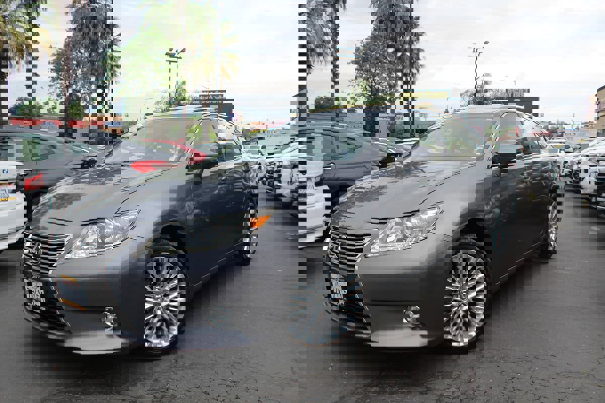 Used 2015 Lexus ES 350 w/ Luxury Package image 37