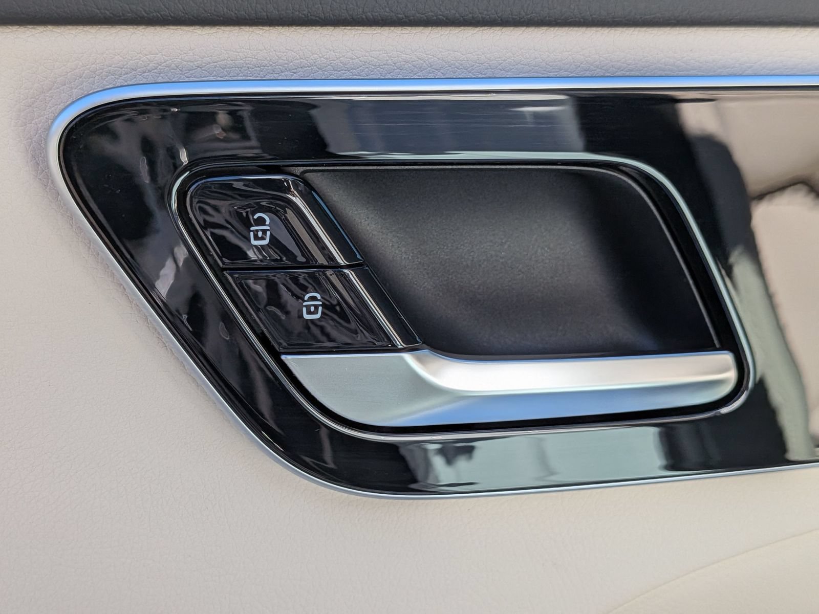 Used 2023 Mercedes-Benz C 300 4MATIC Sedan image 27