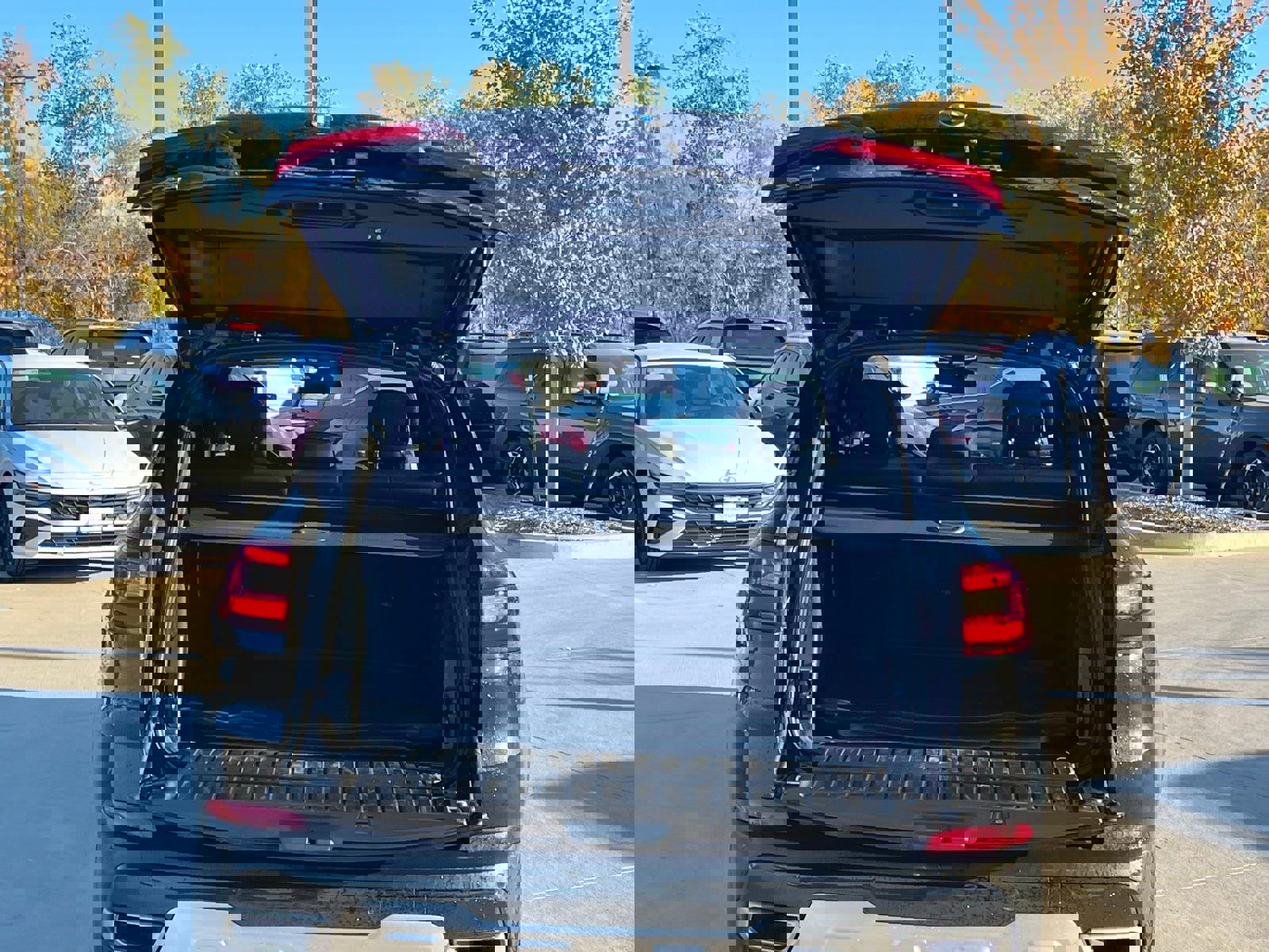 Used 2020 BMW X5 xDrive40i w/ Premium Package image 15