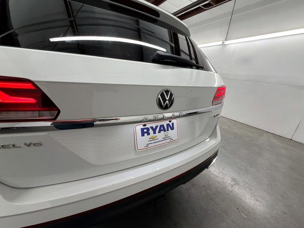 Used 2022 Volkswagen Atlas SEL image 32