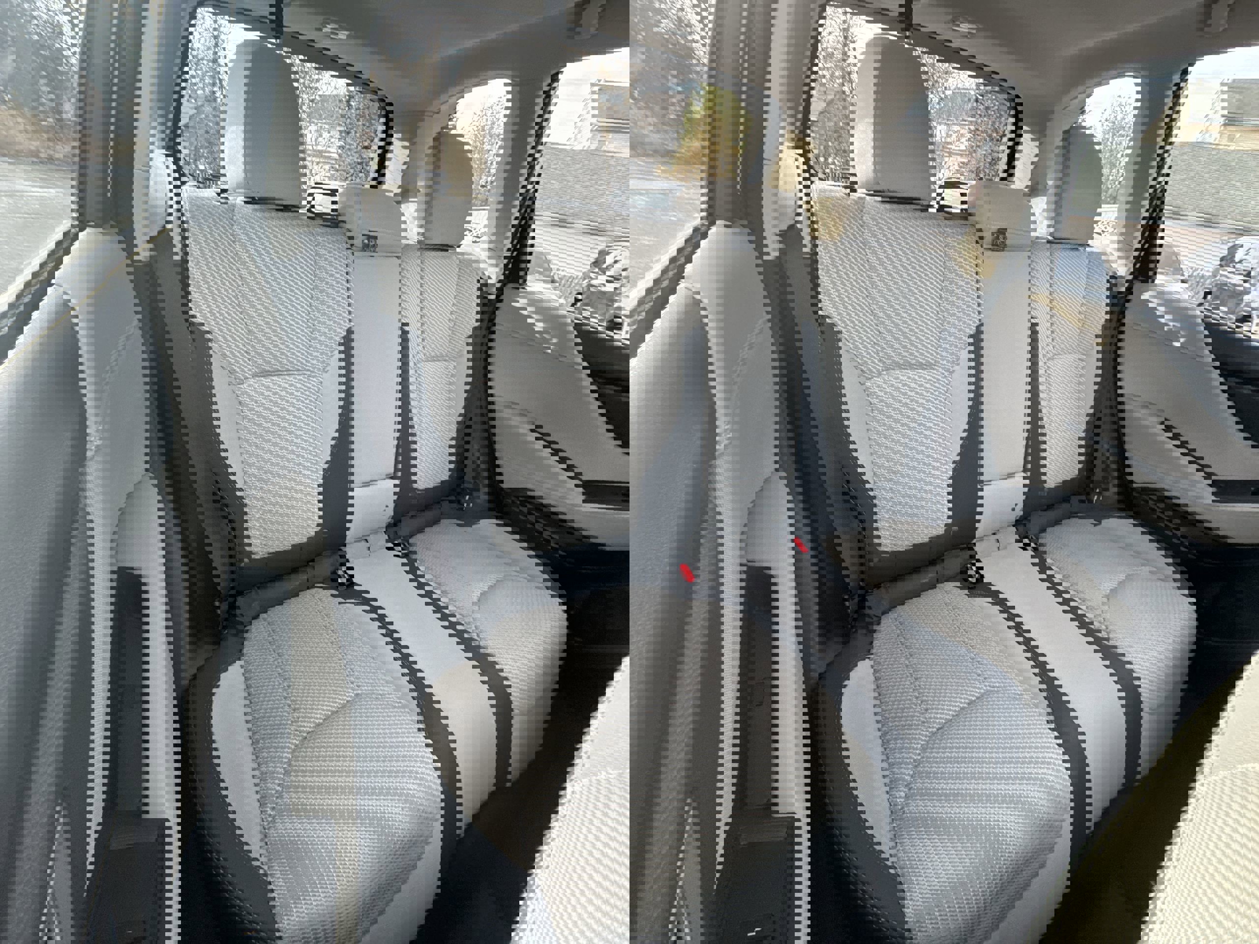 Used 2019 Subaru Forester Premium w/ All-Weather Package image 28