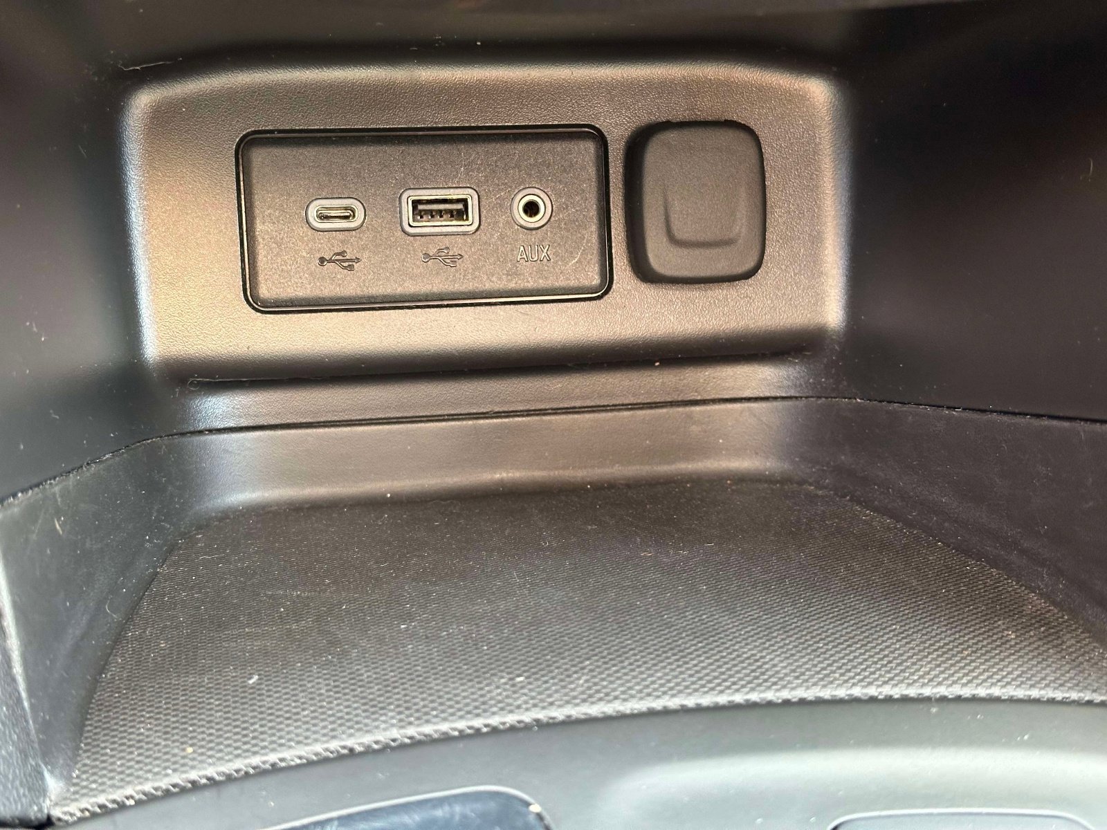 Certified 2023 Chevrolet Equinox RS image 31