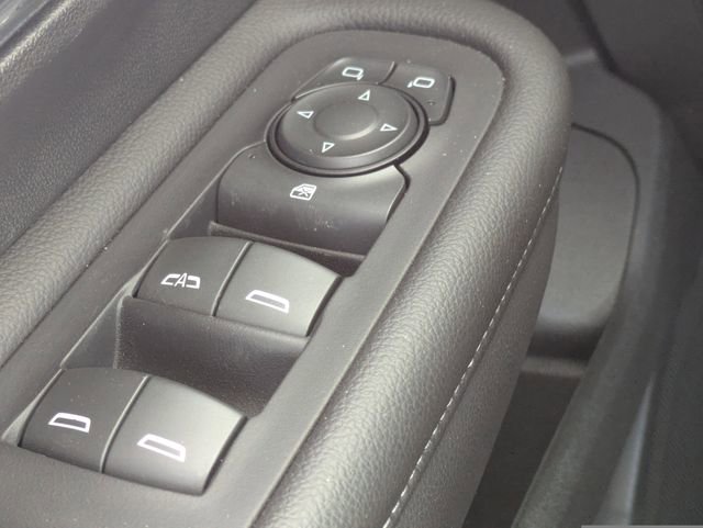 Certified 2024 GMC Terrain SLE image 27