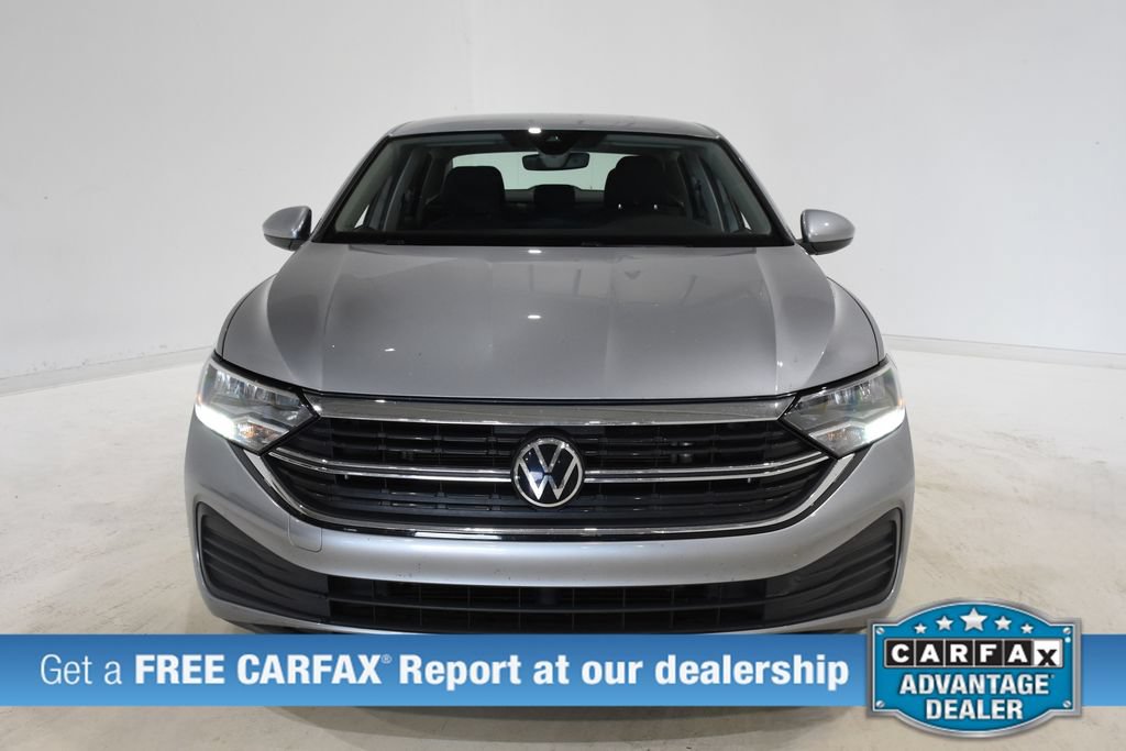 Used 2024 Volkswagen Jetta S FWD image 2