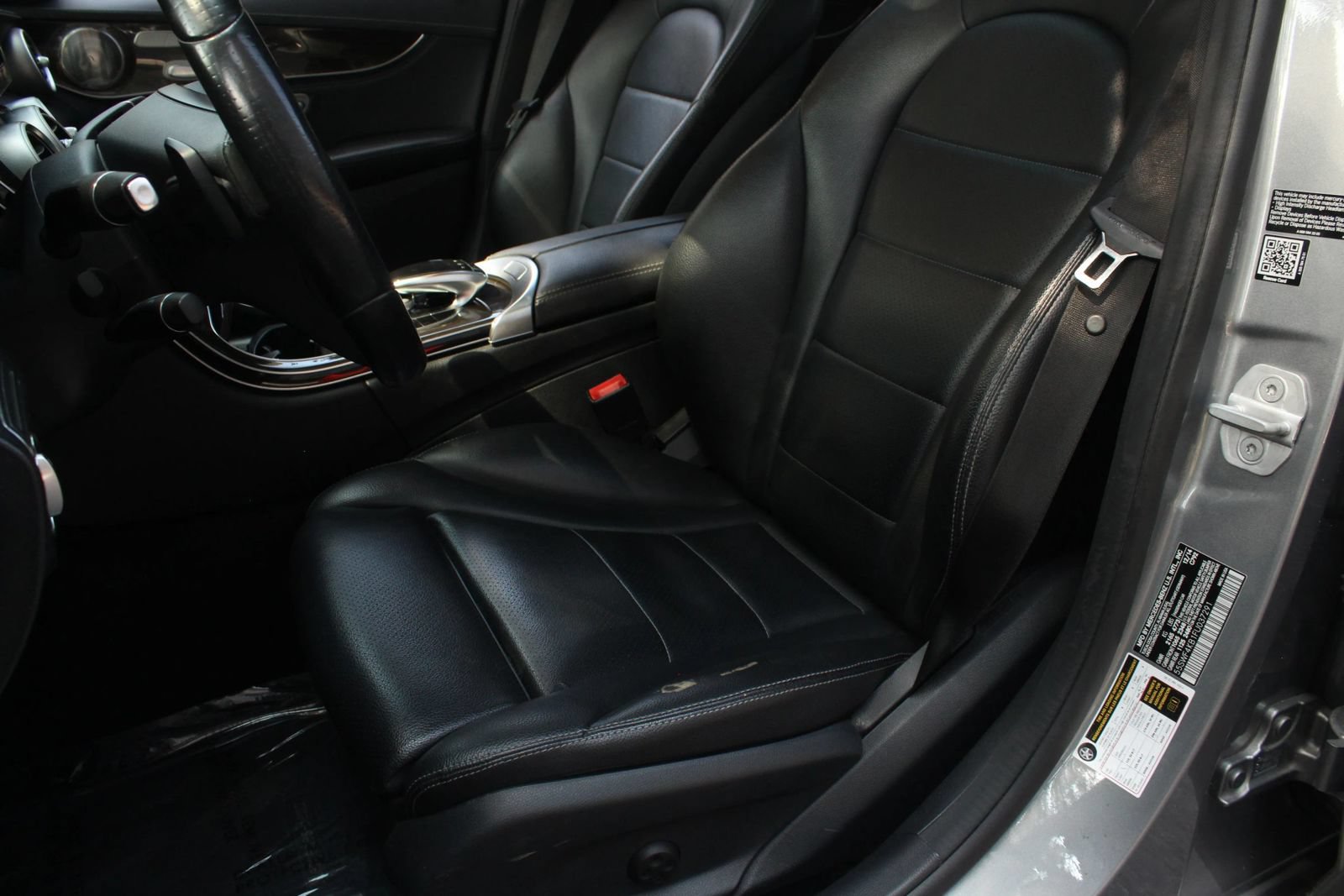 Used 2015 Mercedes-Benz C 300 4MATIC Sedan w/ Premium 1 Package image 16