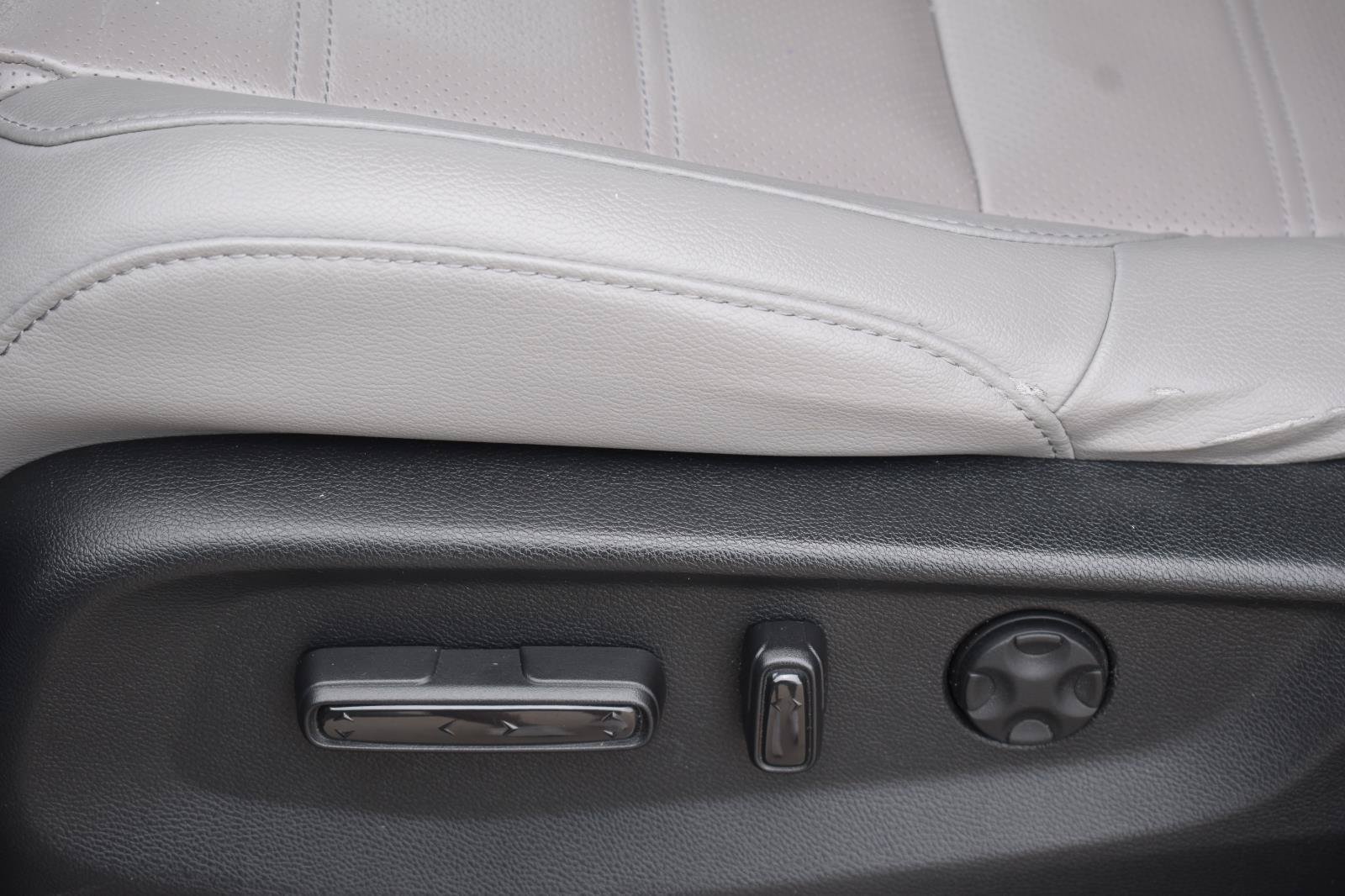 Used 2020 Honda CR-V EX-L image 19
