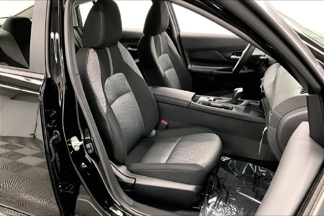 New 2026 Nissan Sentra SV w/ SV Convenience Package FWD image 37