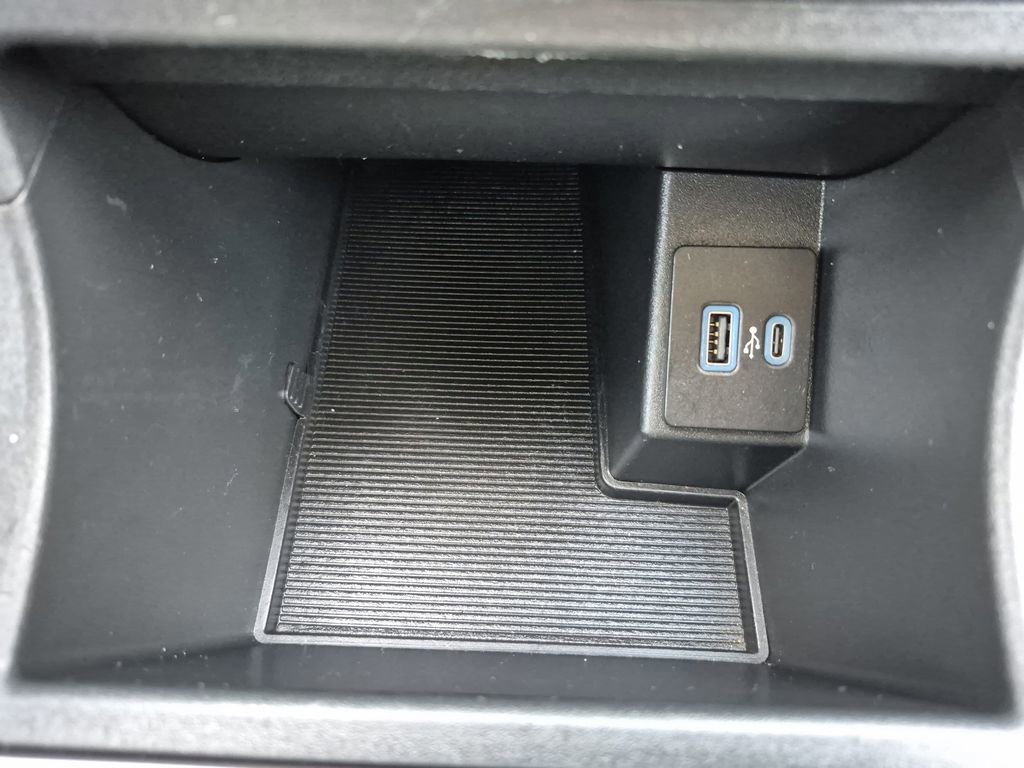 Used 2024 Ford Edge SEL image 26