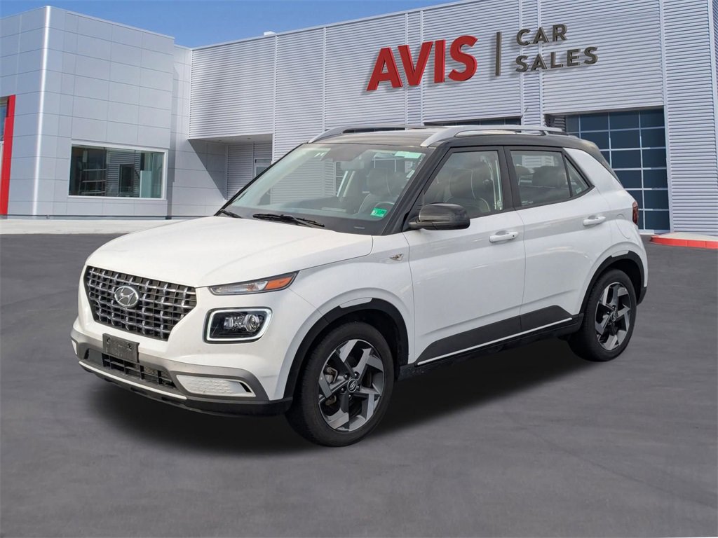 Used 2025 Hyundai Venue Limited image 1